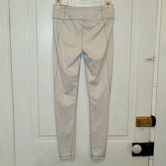 🏃♀️Victoria Secret Sport Leggings 🏃♀️ - Picture 4 of 7